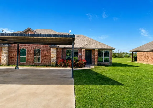 Photo 3 of Multi family home for sale at 171 187 Gibson Ln #171 - 187 Odd Numbers, Weatherford, TX 76088 | MLS# 21254906 | Listing updated on 2026-07-20