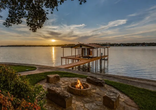 1st image of 203 N Oak Acres Dr N, Malakoff, TX 75148 | MLS# 21247715
