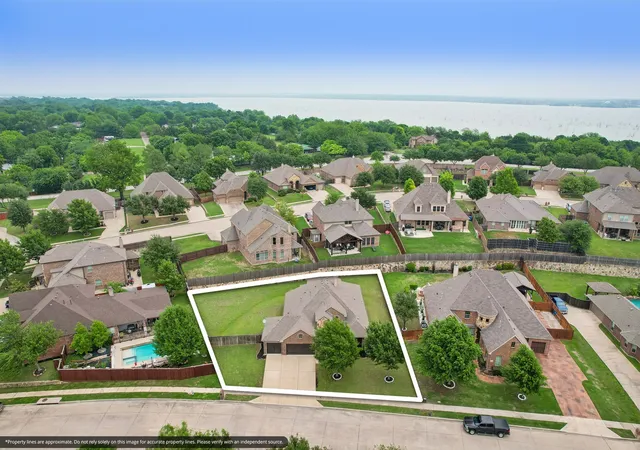 Photo 2 of Sale Pending at 4018 Enclave Ln, Rowlett, TX 75089 | MLS# 21255304 | Listing updated on 2026-07-27