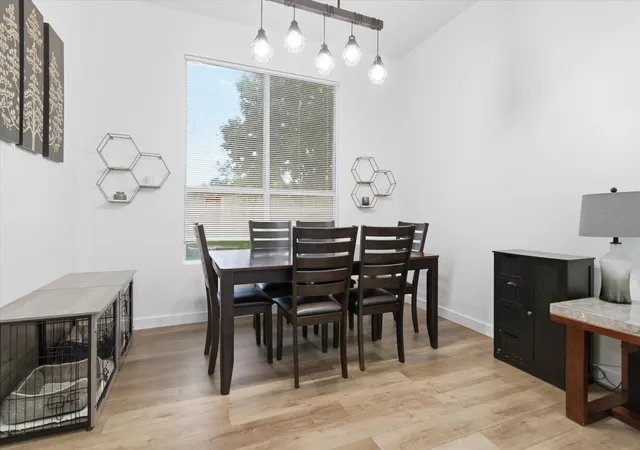 Photo 4 of Sale Pending at 1508 Park Chase Ave, Arlington, TX 76011 | MLS# 21255877 | Listing updated on 2026-07-15