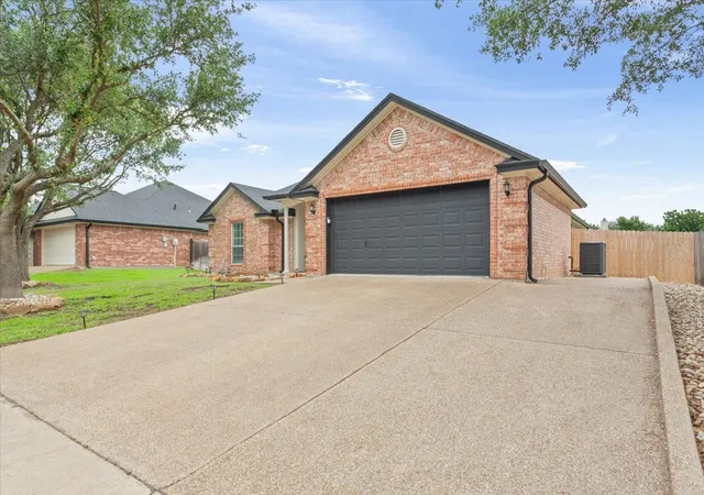 Homes for sale in Waco, TX | 10517 Calaveras, Waco, TX 76708 | MLS# 21254497