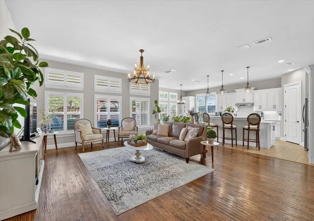 Photo 3 of Single family home for sale at 2829 Mcgregor Dr, Frisco, TX 75033 | MLS# 21251638 | Listing updated on 2026-08-30
