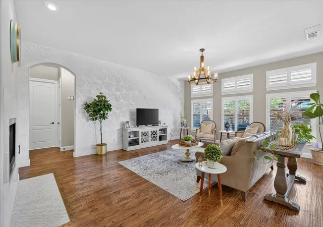 Photo 3 of Single family home for sale at 2829 Mcgregor Dr, Frisco, TX 75033 | MLS# 21251638 | Listing updated on 2026-08-30
