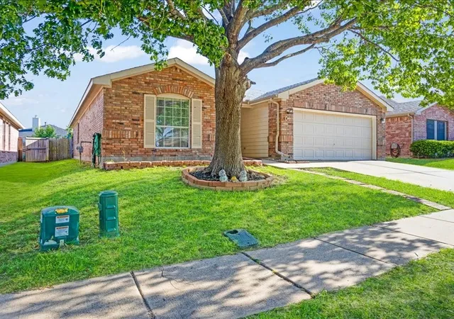 Photo 2 of Single family home for sale at 3312 Sherbrooke Pl, Sherman, TX 75092 | MLS# 21254670 | Listing updated on 2026-09-27