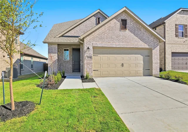 Photo 3 of Single family home for sale at 266 Little Bridge Dr, Lavon, TX 75166 | MLS# 21256068 | Listing updated on 2026-09-18