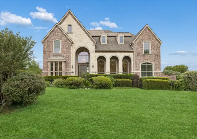 Photo 2 of Single family home for sale at 631 Lakeridge Dr, Fairview, TX 75069 | MLS# 21252274 | Listing updated on 2026-08-31