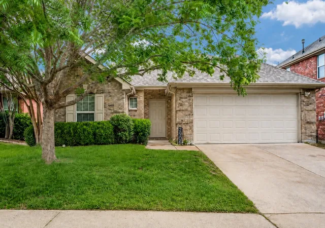 Photo 1 of Single family home for sale at 2906 Holly Ln, Wylie, TX 75098 | MLS# 21256121 | Listing updated on 2026-07-13