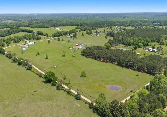 Photo 2 of Land for sale at 219 W Twin Creeks Trl, Troup, TX 75789 | MLS# 21253626 | Listing updated on 2026-09-15