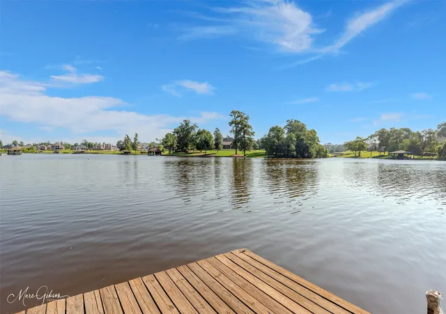 Photo 2 of Single family home for sale at 1215 Bay Ridge Dr, Benton, LA 71006 | MLS# 21254841 | Listing updated on 2026-08-24