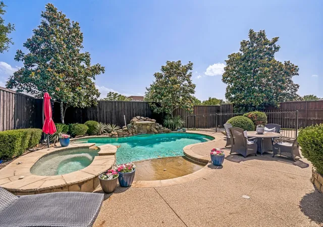 Photo 1 of Sale Pending at 2701 Bandolier Ln, Frisco, TX 75033 | MLS# 21256184 | Listing updated on 2026-07-27