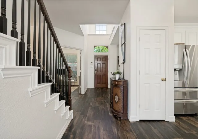 Photo 3 of Sale Pending at 2701 Bandolier Ln, Frisco, TX 75033 | MLS# 21256184 | Listing updated on 2026-07-27