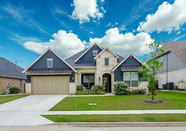 Photo 3 of Single family home for sale at 6940 Basket Flower Rd, Argyle, TX 76226 | MLS# 21256224 | Listing updated on 2026-08-29