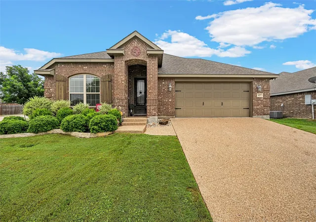 Homes for sale in Robinson, TX | 427 Paso Fino St, Robinson, TX 76706 | MLS# 21255957