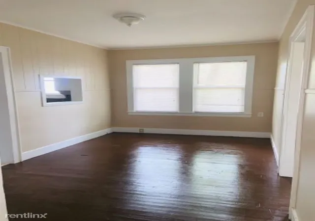 Photo 3 of Single family home for sale at 636 W 72Nd St, Shreveport, LA 71106 | MLS# 21256334 | Listing updated on 2026-07-07