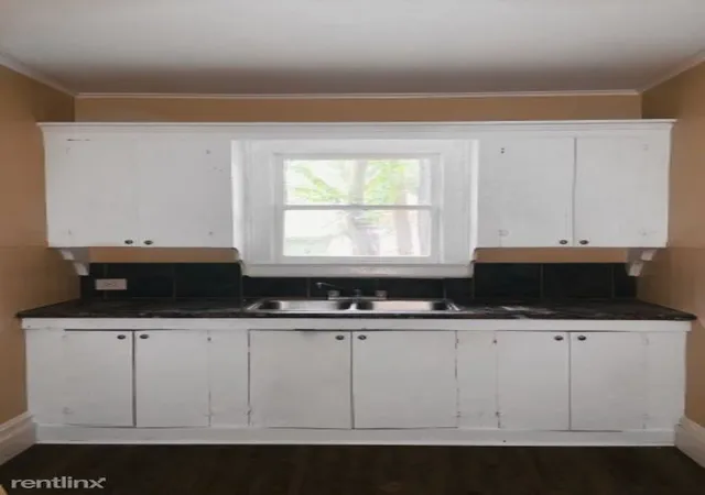 Photo 4 of Single family home for sale at 636 W 72Nd St, Shreveport, LA 71106 | MLS# 21256334 | Listing updated on 2026-07-07
