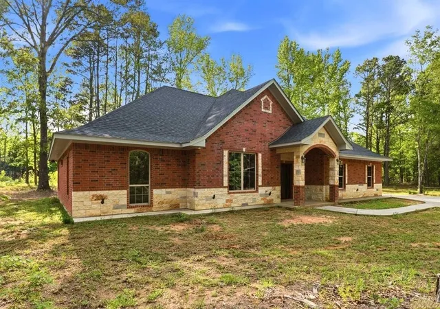 Photo 2 of Single family home for sale at 437 County Road 1660, Mount Pleasant, TX 75455 | MLS# 21255595 | Listing updated on 2026-07-18
