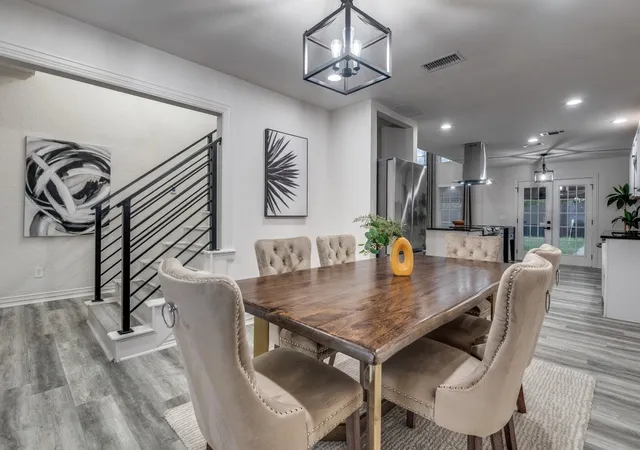 Photo 4 of Single family home for sale at 3304 Inwood Rd, Dallas, TX 75235 | MLS# 21253745 | Listing updated on 2026-09-04