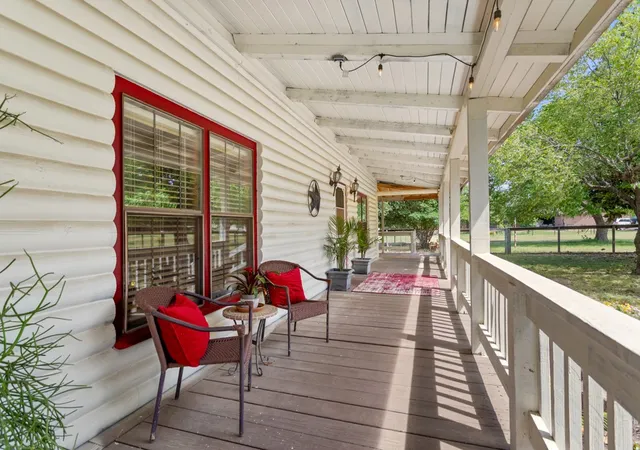 Homes for sale in Lindale, TX | 13580 County Road 4200, Lindale, TX 75771 | MLS# 21256378