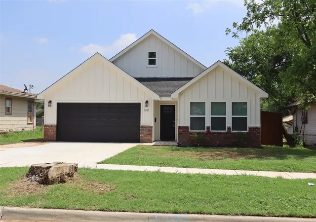 Homes for sale in Wichita Falls, TX | 1905 Taylor St, Wichita Falls, TX 76309 | MLS# 21255241