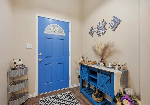 Photo 4 of Single family home for sale at 508 Simpson Dr, Sherman, TX 75092 | MLS# 21255807 | Listing updated on 2026-08-25