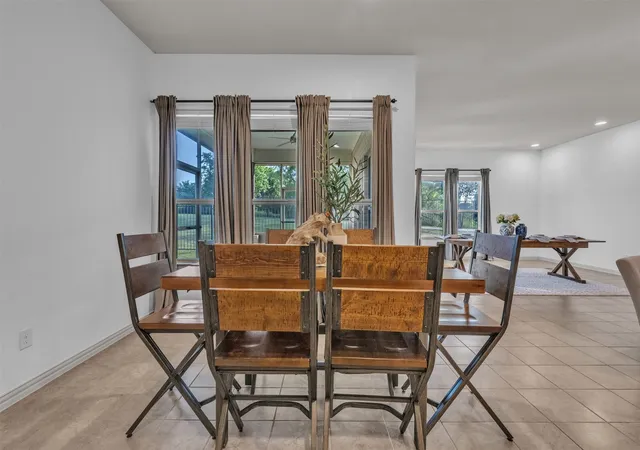Photo 4 of Sale Pending at 2801 Vista Azul Pl #2801, Mansfield, TX 76063 | MLS# 21256486 | Listing updated on 2026-10-05