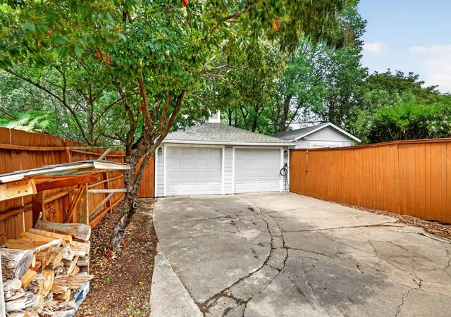 Photo 36 of Single family home for sale at 3618 S Hills Ave, Fort Worth, TX 76109 | MLS# 21254736 | Listing updated on 2026-08-23