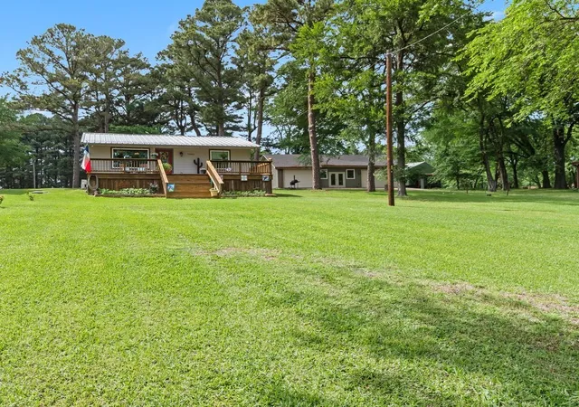Photo 4 of Single family home for sale at 13663 Park Harbor, Eustace, TX 75124 | MLS# 21253984 | Listing updated on 2026-09-30