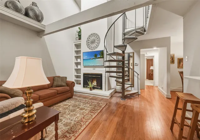 Photo 3 of Sale Pending at 9319 Chimney Corner Ln, Dallas, TX 75243 | MLS# 21252187 | Listing updated on 2026-09-18