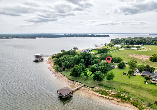 Photo 3 of Sale Pending at 15491 Presidio Cir, Malakoff, TX 75148 | MLS# 21237345 | Listing updated on 2026-07-27