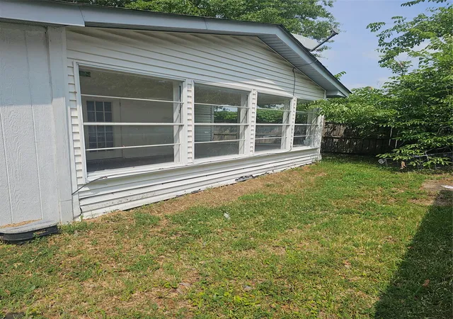 4th image of 2711 Parkridge St, Shreveport, LA 71108 | MLS# 21255197