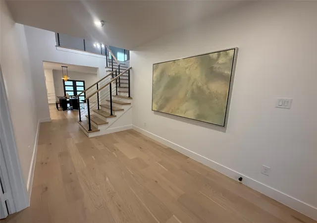 4th image of 1018 Grandview Ave, Dallas, TX 75223 | MLS# 21251059