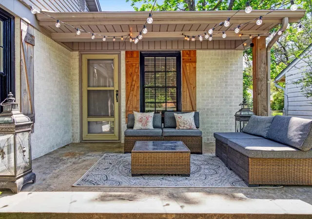2nd image of 1813 Martel Ave, Fort Worth, TX 76103 | MLS# 21248669