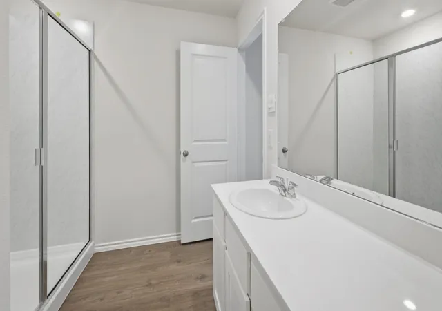 Photo 3 of Sale Pending at 3200 Charleston Dr, Ennis, TX 75119 | MLS# 21256727 | Listing updated on 2026-07-06