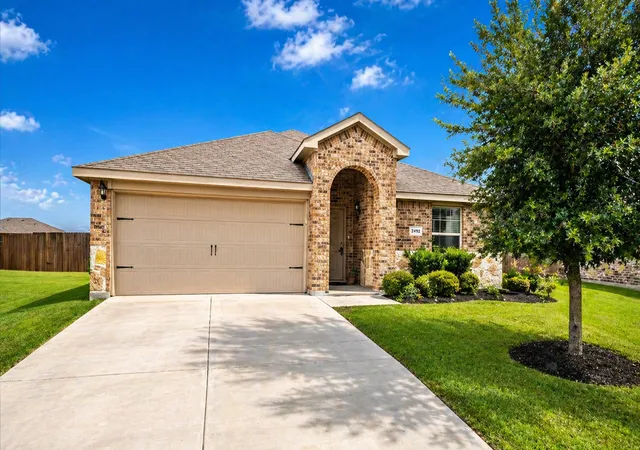 Photo 2 of Single family home for sale at 2492 Saldana Dr, Fate, TX 75189 | MLS# 21255149 | Listing updated on 2026-10-07