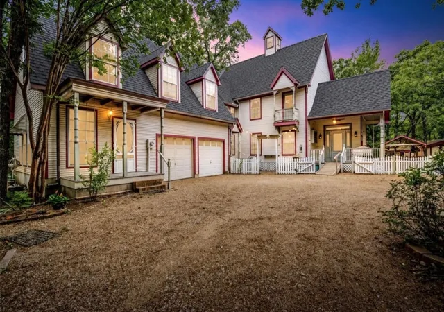 Photo 1 of Single family home for sale at 10690 County Road 2450, Terrell, TX 75160 | MLS# 21252210 | Listing updated on 2026-09-28
