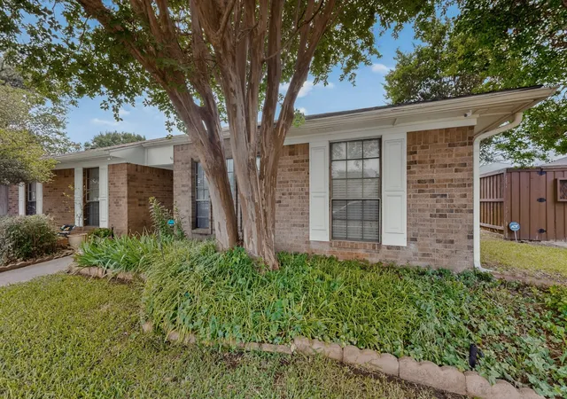 Homes for sale in Richardson, TX | 1604 Meadowgate Dr, Richardson, TX 75081 | MLS# 21255713