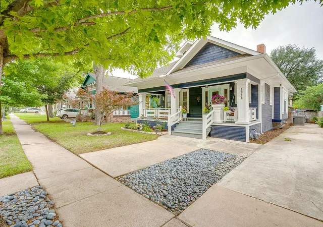 Photo 2 of Sale Pending at 1968 Alston Ave, Fort Worth, TX 76110 | MLS# 21252181 | Listing updated on 2026-07-21