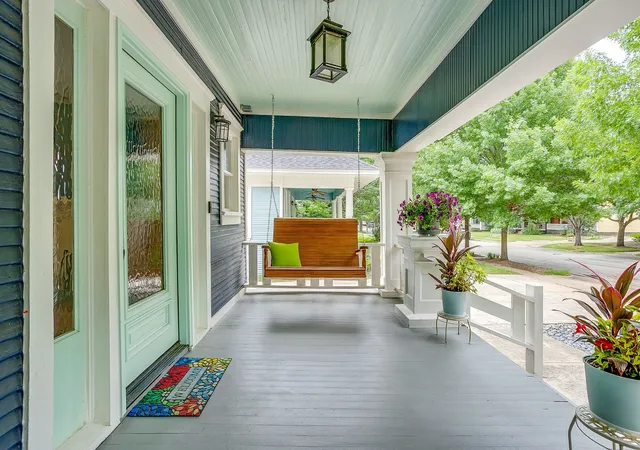Photo 4 of Sale Pending at 1968 Alston Ave, Fort Worth, TX 76110 | MLS# 21252181 | Listing updated on 2026-07-21