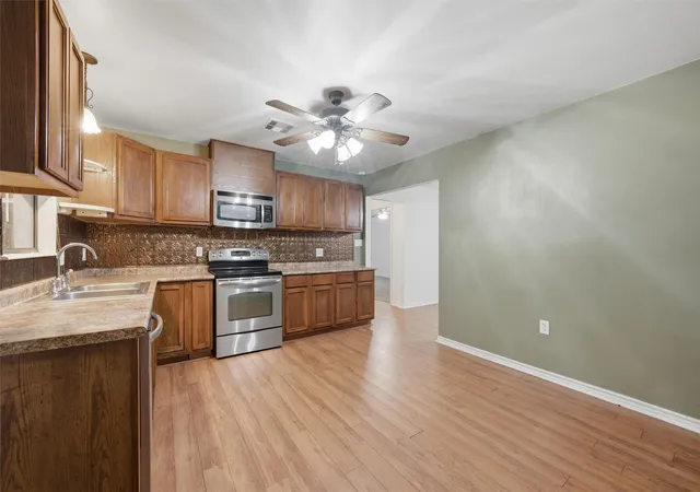 Photo 2 of Single family home for sale at 303 N Milam St, Rogers, TX 76569 | MLS# 21256895 | Listing updated on 2026-09-18
