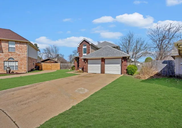 Homes for sale in Haltom City, TX | 4212 Maryanne Pl, Haltom City, TX 76137 | MLS# 21256949
