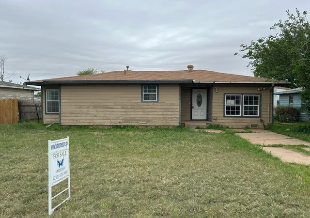 Homes for sale in Anson, TX | 330 Avenue M, Anson, TX 79501 | MLS# 21255646