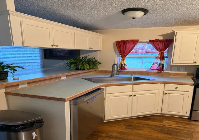 Photo 3 of Manufactured home for sale at 3351 County Road 147, Gainesville, TX 76240 | MLS# 21255676 | Listing updated on 2026-09-04