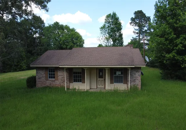 Photo 2 of Single family home for sale at 410 Fm 3313, Crockett, TX 75835 | MLS# 21257131 | Listing updated on 2026-08-25