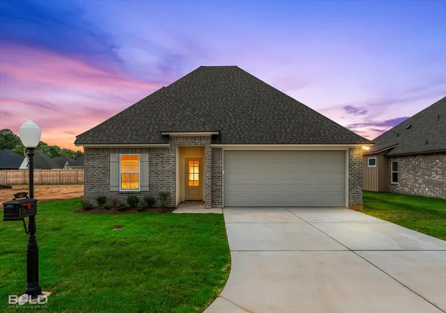 Photo 2 of Single family home for sale at 282 Mousse Ruelle, Shreveport, LA 71106 | MLS# 21256995 | Listing updated on 2026-08-15