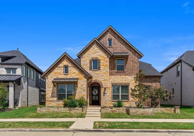 Photo 2 of Single family home for sale at 1815 Gresham Dr, Dallas, TX 75234 | MLS# 21255647 | Listing updated on 2026-08-03