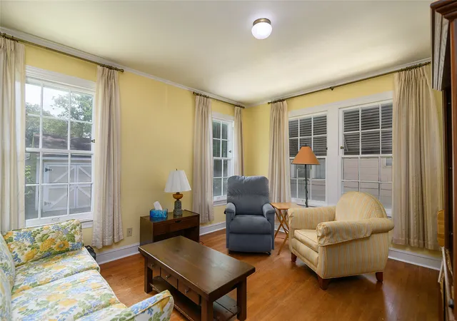 Photo 3 of Sale Pending at 207 Preston Ave, Shreveport, LA 71105 | MLS# 21256168 | Listing updated on 2026-09-16