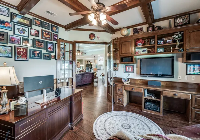 Photo 4 of Single family home for sale at 4041 Blackchamp Rd, Midlothian, TX 76065 | MLS# 21256621 | Listing updated on 2026-09-02