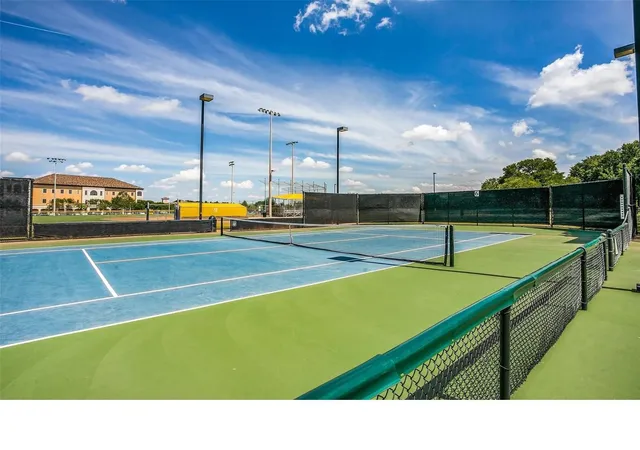 Homes for sale in Colleyville, TX | 1808 Maplewood Trl, Colleyville, TX 76034 | MLS# 21256585