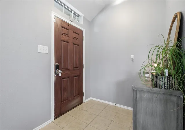 Photo 3 of Single family home for sale at 3909 Cliffside Dr, Denton, TX 76208 | MLS# 21255643 | Listing updated on 2026-10-03