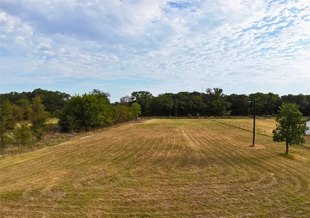 Homes for sale in Kemp, TX | 11080 County Road 4020, Kemp, TX 75143 | MLS# 21257246